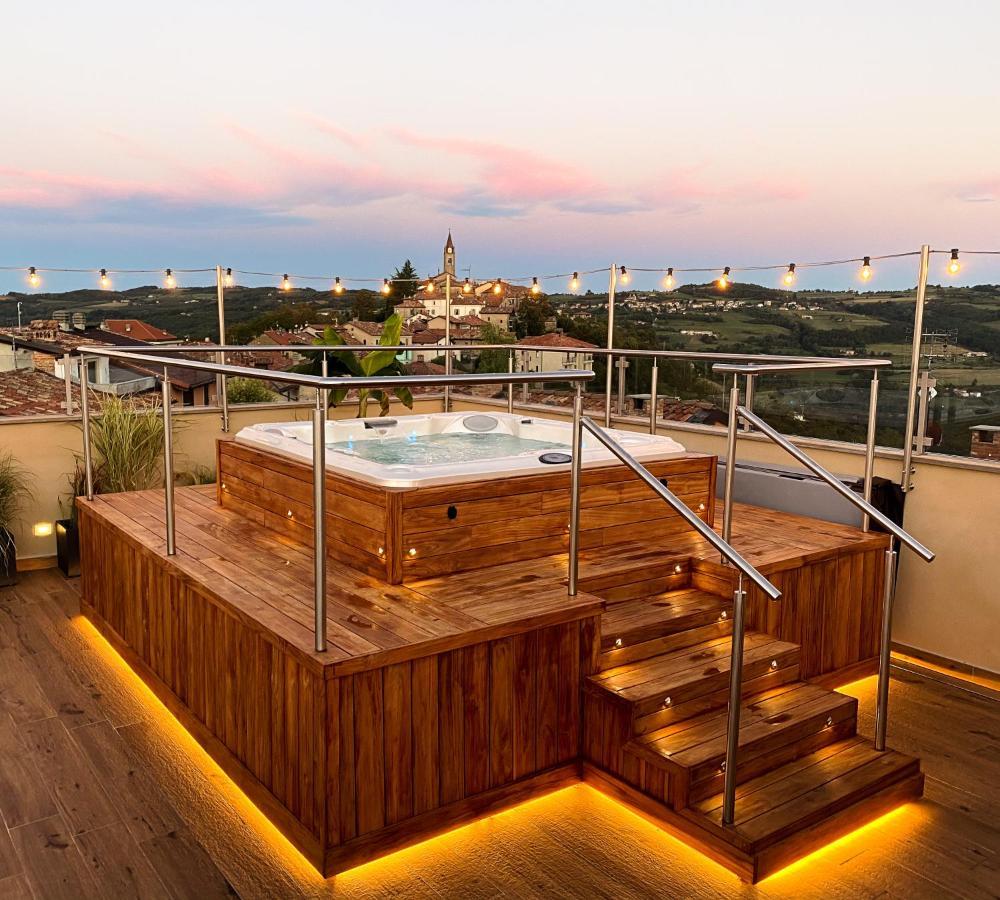 La Piazzetta Degli Artisti - Boutique B&B Bossolasco Exteriér fotografie