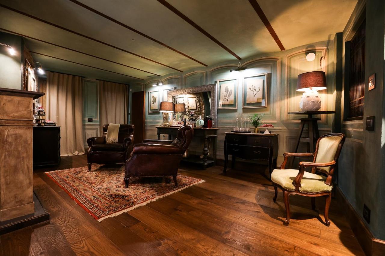 La Piazzetta Degli Artisti - Boutique B&B Bossolasco Exteriér fotografie